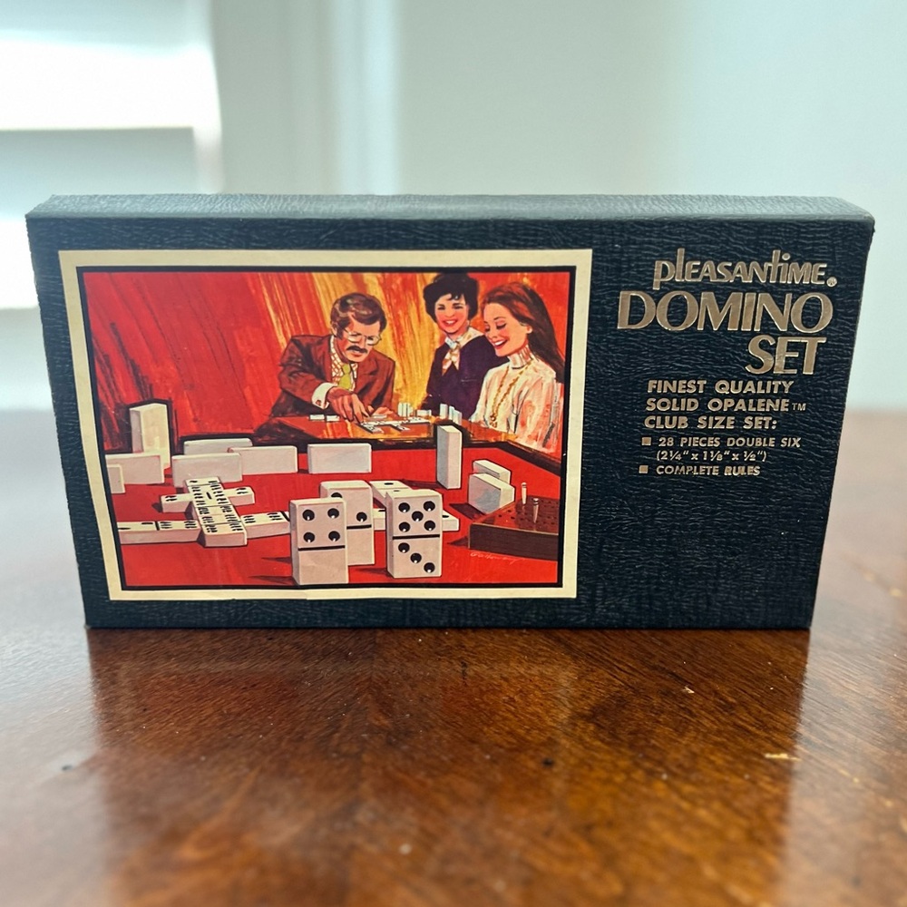 Vintage Dominoes Set.